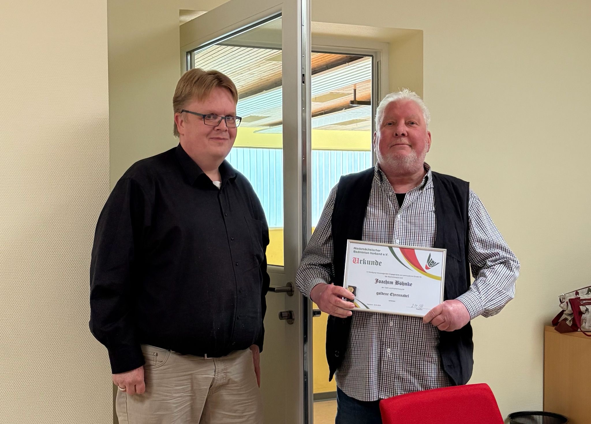 Gratulation zur Goldenen Ehrennadel