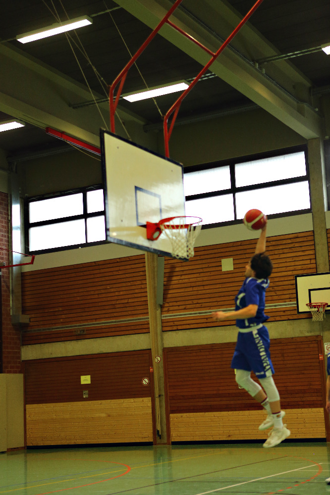 Basketballer meistern die nächste Hürde