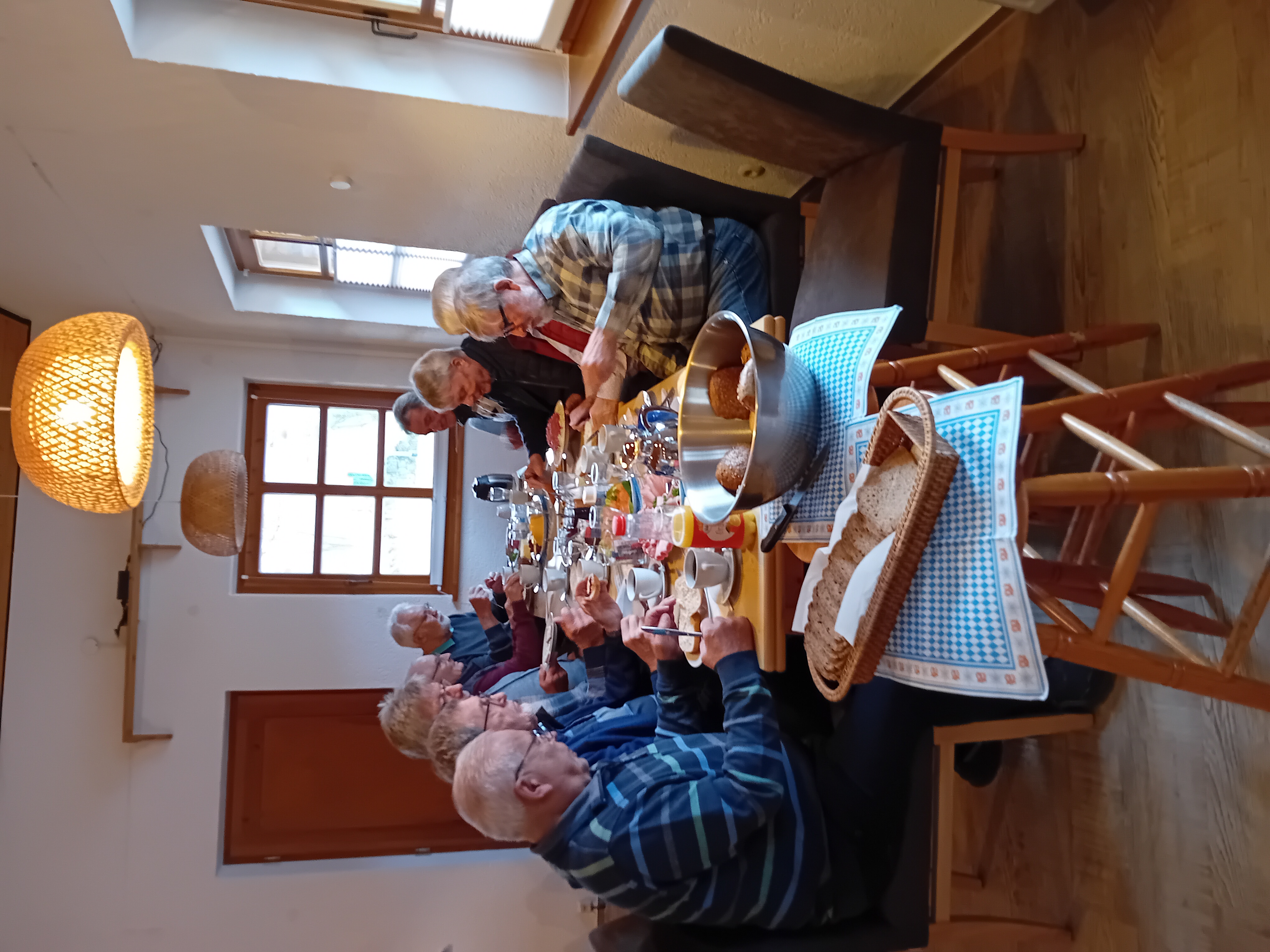 Tennisteam Ü70 - Frühstück und Erinnerungen